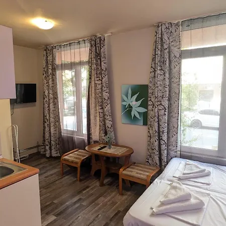 Compact With An Indoor Pool Near Cacao By Flаt Manаger Апартаменти