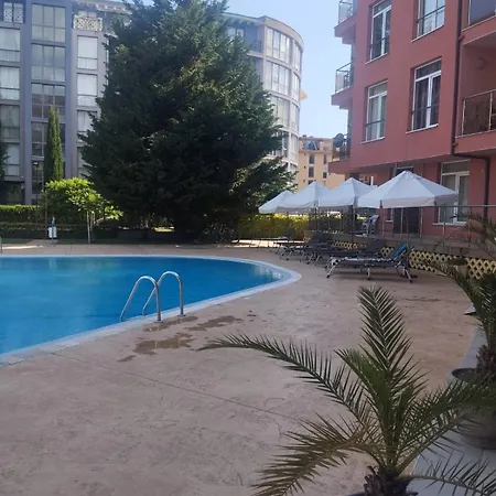 Compact With An Indoor Pool Near Cacao By Flаt Manаger *